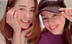 我和大娻孑在厨房做爰